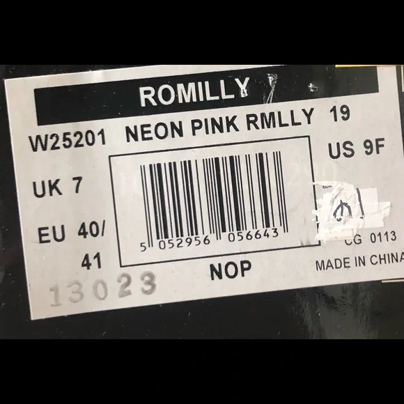 Hunter Romilly Neon Pink Ballet Shoes - Picture 6 of 6